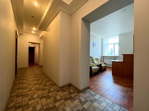 коммерческая по адресу Андреевский спуск, 11