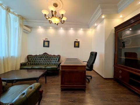 коммерческая по адресу Андреевский спуск, 11