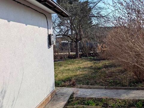 дом по адресу Центральна, 77