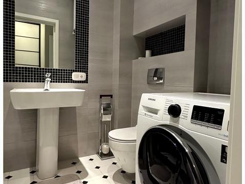 квартира за адресою Євгена Коновальця вул. (Щорса), 34-А