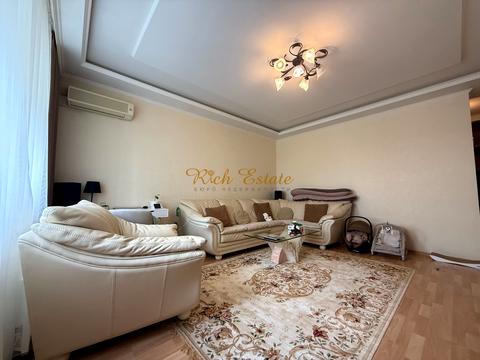 квартира по адресу Миколы Бажана просп., 14