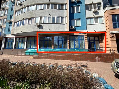 комерційна за адресою Авіаконструктора Ігоря Сікорського вул. (Танкова), 1