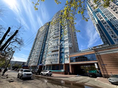 комерційна за адресою Авіаконструктора Ігоря Сікорського вул. (Танкова), 1