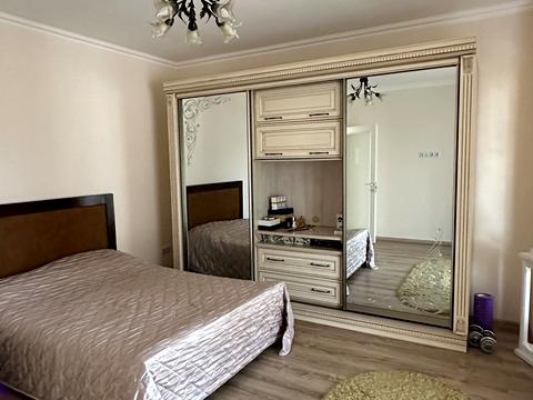 дом по адресу Василия Лесина ул.