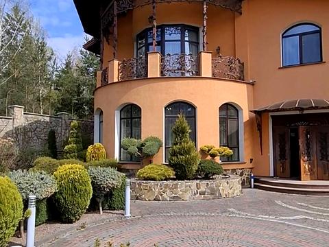 будинок за адресою с. Угринів, Калуське шосе