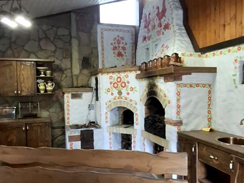 будинок за адресою с. Угринів, Калуське шосе