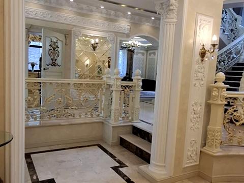 будинок за адресою с. Угринів, Калуське шосе