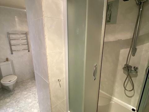 квартира за адресою Райдужна вул., 2