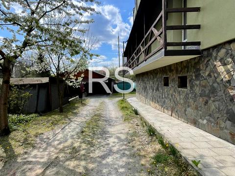 квартира за адресою Академіка Степана Рудницького вул., 39