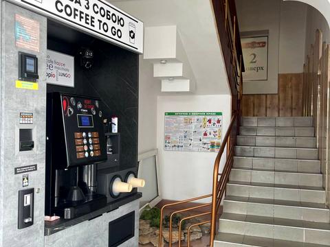 комерційна за адресою Гайдамацька вул. (Марфи Струтинської), 21