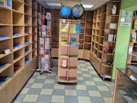 комерційна за адресою Свято-Миколаївська вул. (Леніна), 28