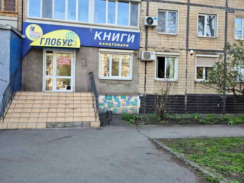 комерційна за адресою Свято-Миколаївська вул. (Леніна), 28