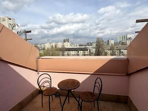 квартира за адресою Регенераторна вул., 4 к3