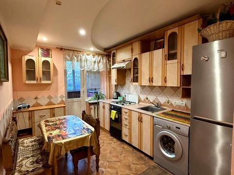 квартира за адресою В'ячеслава Чорновола вул., 62