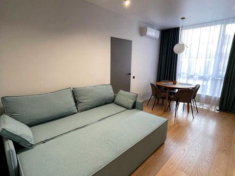 квартира за адресою Салютна вул., 2к6