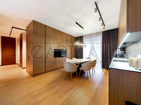 будинок за адресою Молодіжна, 1