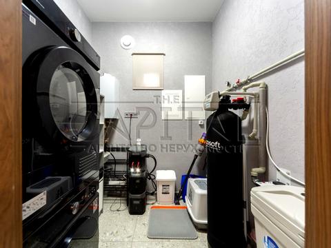 будинок за адресою Молодіжна, 1