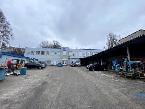 комерційна за адресою Канатна вул., 128