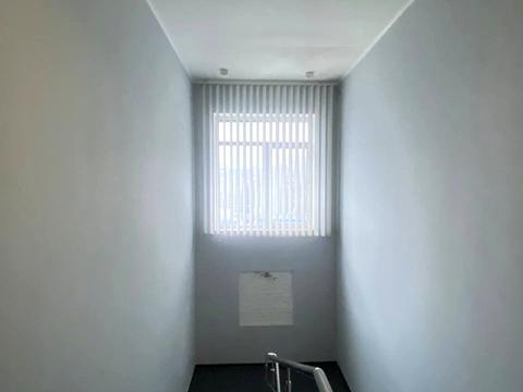 комерційна за адресою Канатна вул., 128