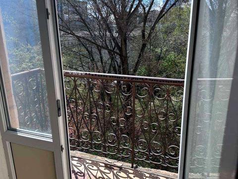 комерційна за адресою Лисенка вул., 1