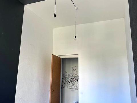 комерційна за адресою Лисенка вул., 1