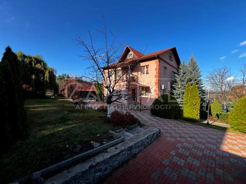 будинок за адресою с. Віта-поштова, Звенигородська вул., 10