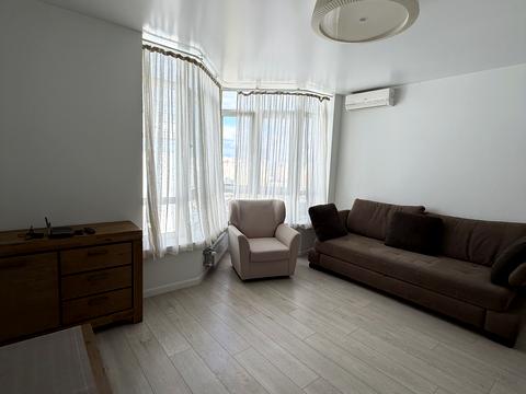 квартира по адресу Миколы Бажана просп., 8-Б