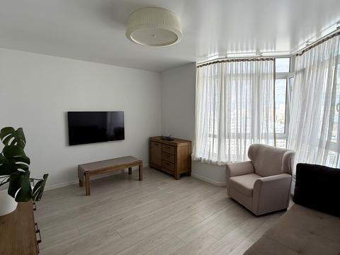 квартира по адресу Миколы Бажана просп., 8-Б