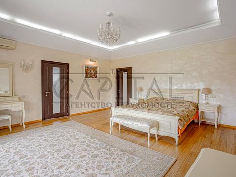 будинок за адресою Велика Набережна, 10