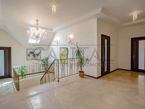 будинок за адресою Велика Набережна, 10