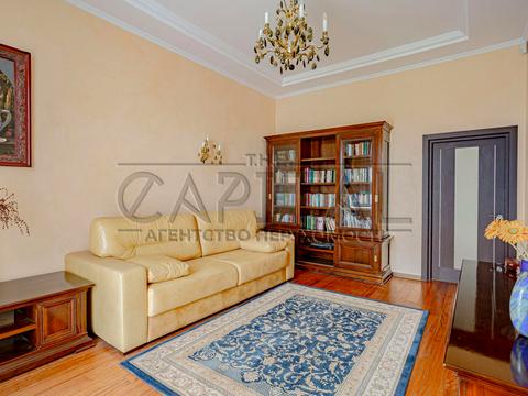 будинок за адресою Велика Набережна, 10