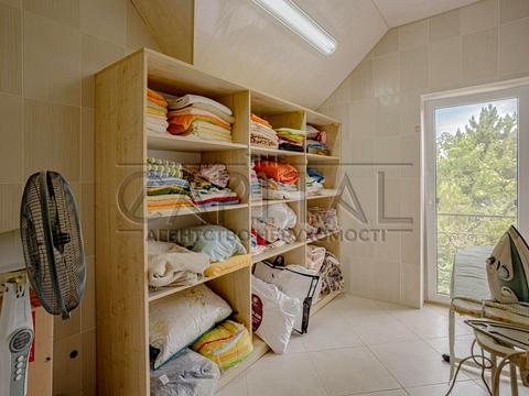 будинок за адресою Велика Набережна, 10