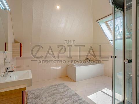 будинок за адресою Велика Набережна, 10