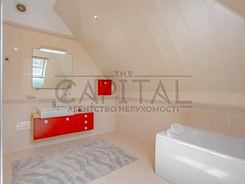 будинок за адресою Велика Набережна, 10