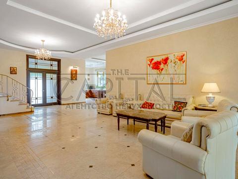 будинок за адресою Велика Набережна, 10