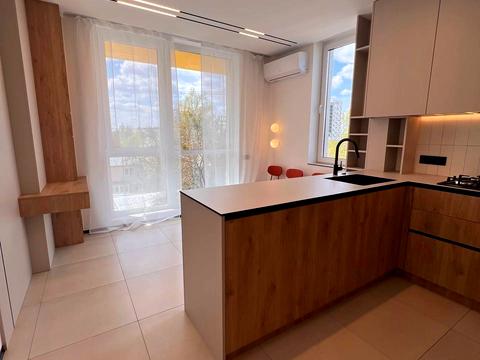 квартира за адресою Львів, Володимира Навроцького вул., 37