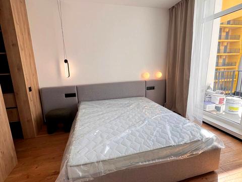 квартира за адресою Володимира Навроцького вул., 35