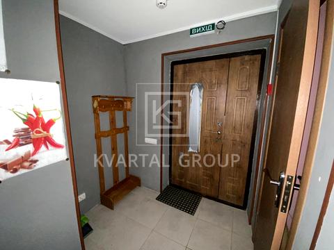 комерційна за адресою Джерельна вул., 14