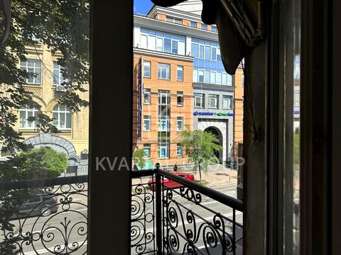 комерційна за адресою Січових Стрільців вул. (Артема), 13