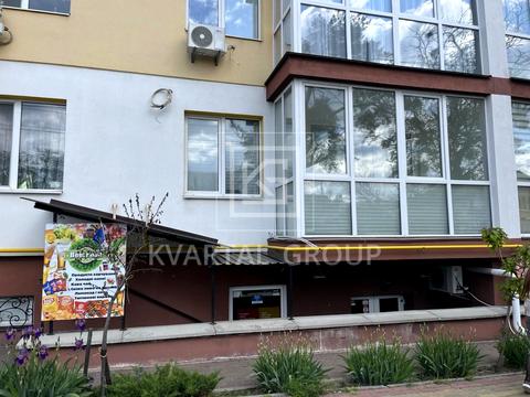 комерційна за адресою Громадянська вул., 4