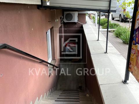 комерційна за адресою Громадянська вул., 4