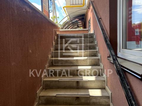 комерційна за адресою Громадянська вул., 4