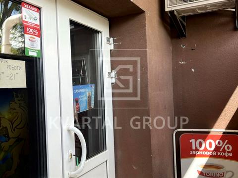 комерційна за адресою Громадянська вул., 4