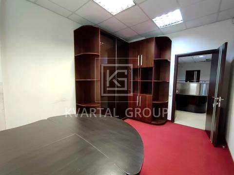 комерційна за адресою Єрощенка вул., 12