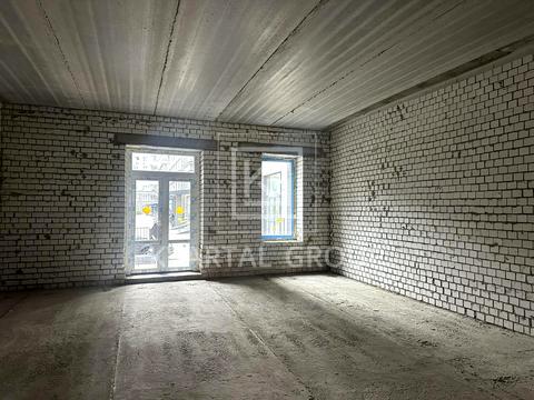 комерційна за адресою Івана Кожедуба вул., 3а