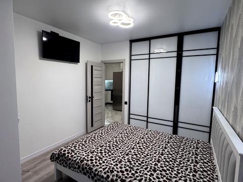 квартира по адресу Героев Майдана ул., 5