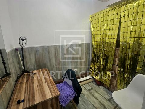 комерційна за адресою Виговського вул. (Суворова), 1-Ю