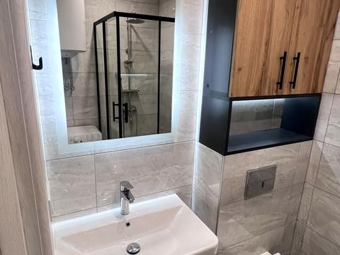 квартира за адресою Полковника Гуляєва просп. (Маршала Жукова), (Будинок)