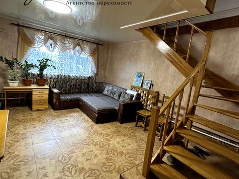 комерційна за адресою Чорновола вул., 115