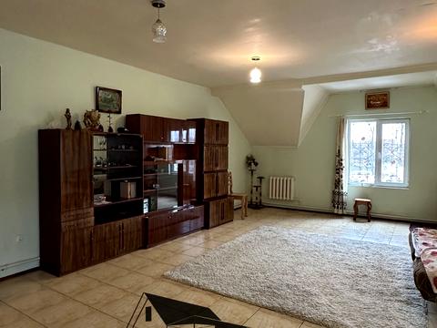 комерційна за адресою Чорновола вул., 115